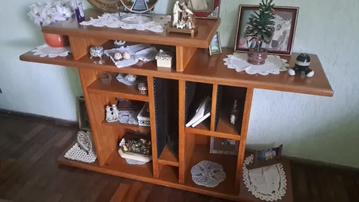 Estante para TV e outras utilidades