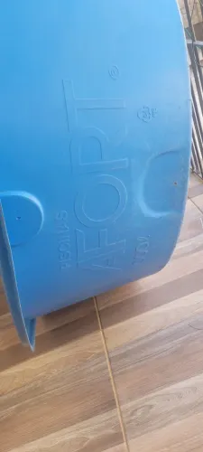 Piscina/Tanque Fortlev1000 litros - Excelente estado