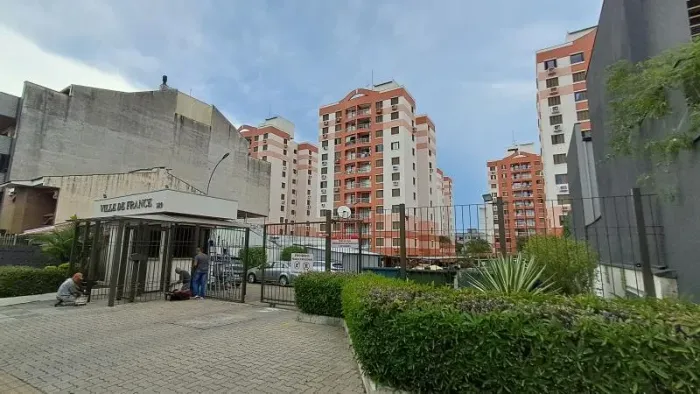 Apartamento para aluguel no bairro Cristo Redentor com 3 dormitórios e 70 m²