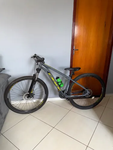 Vende se bicicleta OGGI