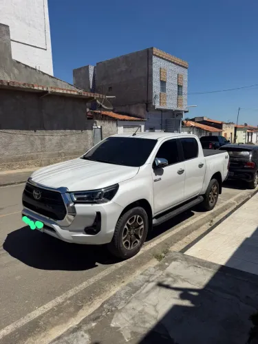 Toyota Hilux CD SRX 4X4 2.8 TDI 16V Diesel Aut. 2025