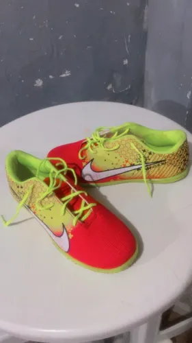 Vendo tênis futsal