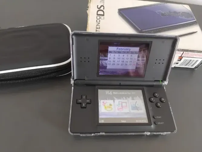 Nintendo ds Lite - funcionando perfeitamente com caixa