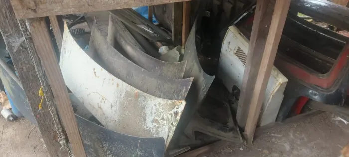 Lote de portas / capôs / para-choques/tampa de porta malas