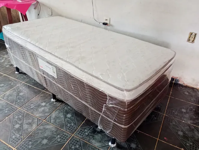 Cama Box Solteiro De Molas Higenizada Muito Bem Conservada Alta