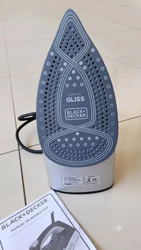 Ferro de passar Black Decker. FX2700, 110v