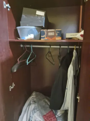 Guarda roupa 6 portas em ótimo estado