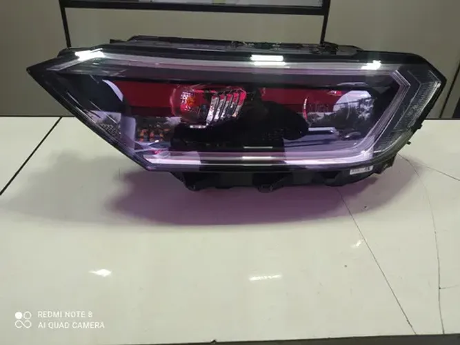 Farol Esquerdo Jetta Gli 2019 2020 2021 2022 2023 Esquerdo/motorista