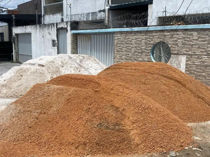 Seixo e areia 