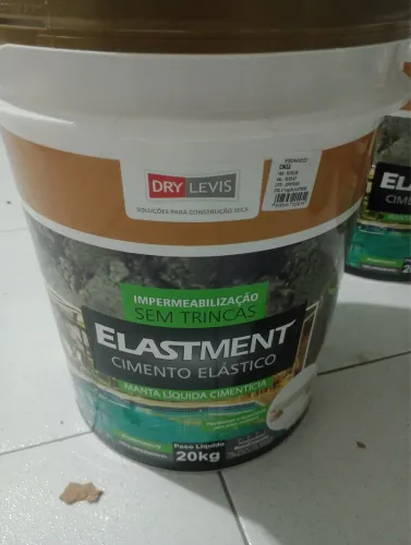 Manta líquida Elastiment de 20 kg. Para laje com vazamento.