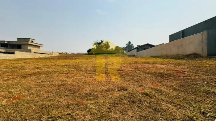 Terreno a venda no Condomínio Baia Santa Mônica, Fronteira - MG, 1000 m² planos, próximo a