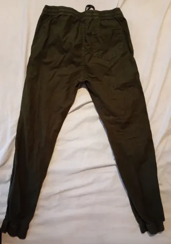 Calça infantil menino 10 anos nunca usado 80