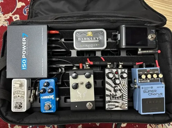 VENDO - Pedalboard (6 pedais + cabos + fonte + board c/bag) COMPLETO