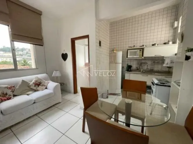 Apartamento : Padrão / Residencial / Glória