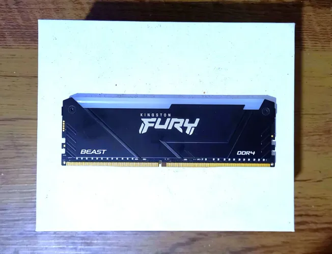 Memoria Ram 16GB DDR4 HYPERX Fury Beast 3200MHZ RGB CL 16 1X16