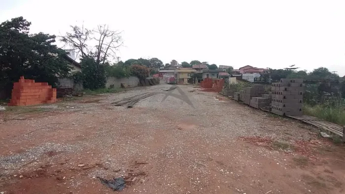 Terreno à venda em Valinhos, Santa Cruz, com 2173 m²