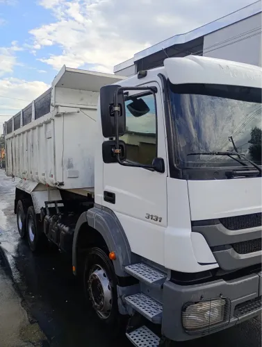 Mercedes-Benz 3131