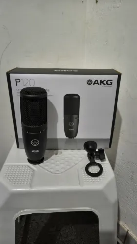 Microfone Condensador AKG P120 - Estado de Novo (2 meses de uso)
