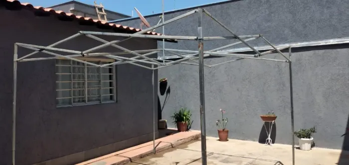 Estrutura Metálica de Tenda