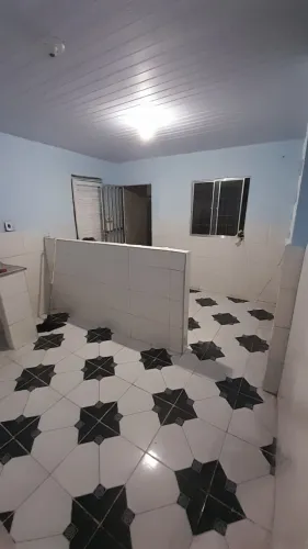 Aluga-se Casa em Del Castilho - Comunidade Bandeira 2