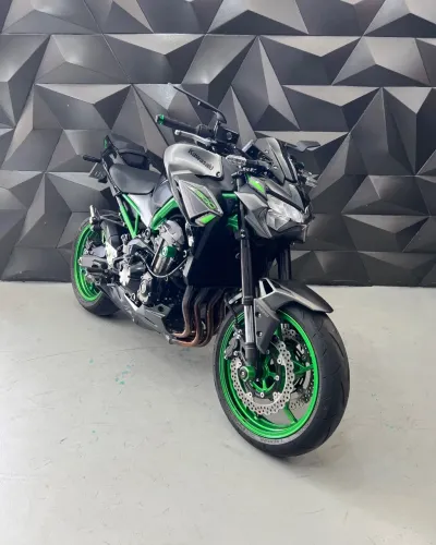 Z 900