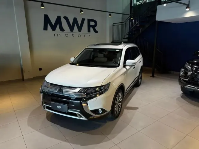 Mitsubishi Outlander HPE-S 3.0 V6 4X4 5P Aut. 2022