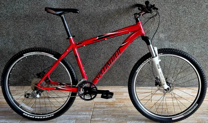 Bicicleta Mtb Specialized Aro 26 Shimano Deore RockShox