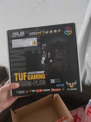 B550m Asus tuf nova na caixa