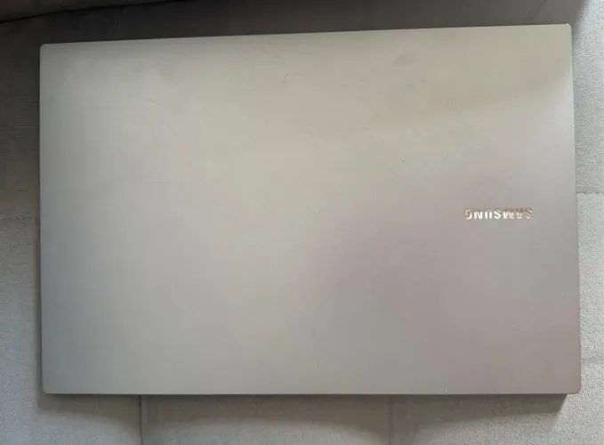 Samsung Galaxy Book