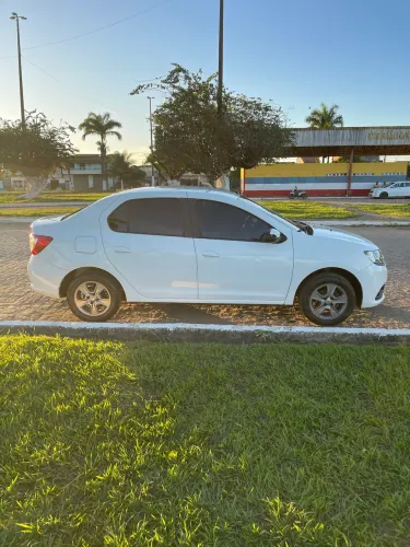 Renault Logan Expression Hi-flex 1.6 8V 4P 2017