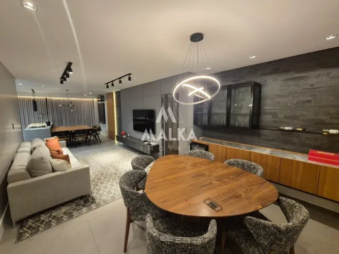 Apartamento finamente mobiliado para locação em Jurerê