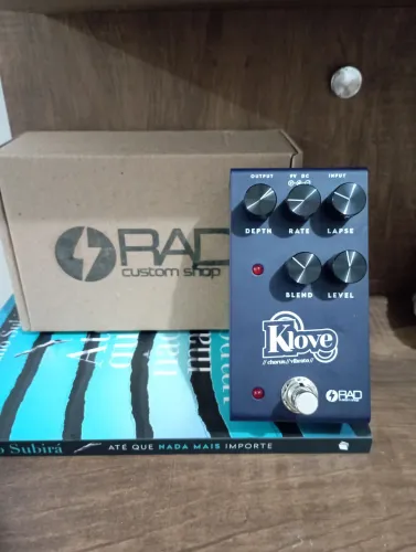 Pedal Klove Chorus e Vibrato