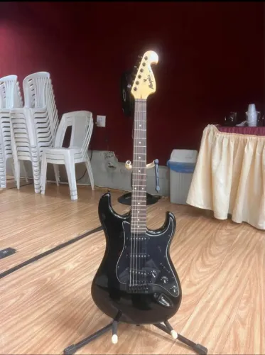 Guitarra Memphis MG32 - Toda original
