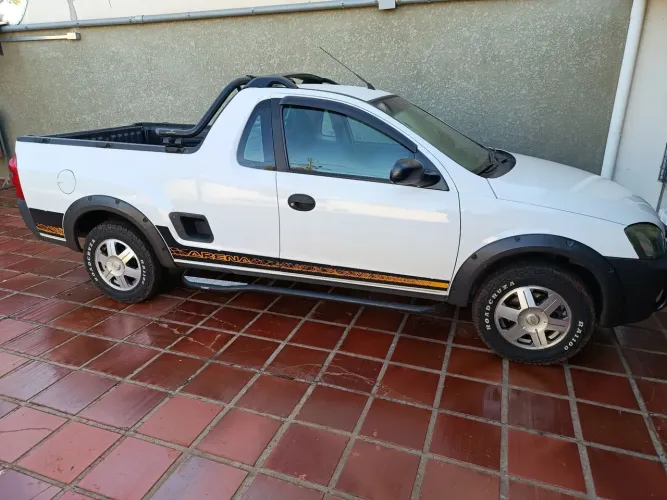 Chevrolet Montana 1.4 8V Conquest Econoflex 2P 2010