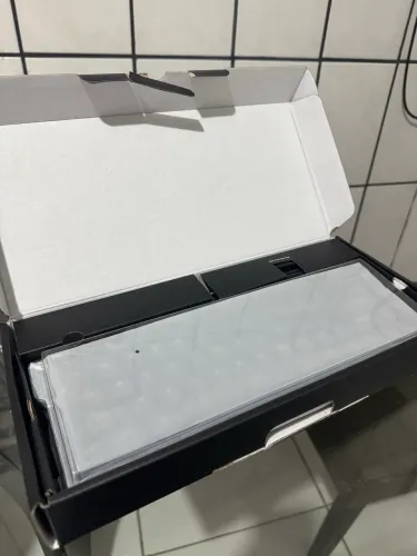 Teclado magnético Aula 68HE
