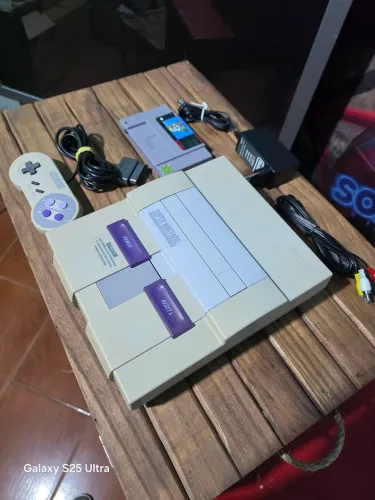 Super Nintendo Retaurado + Super Mario World
