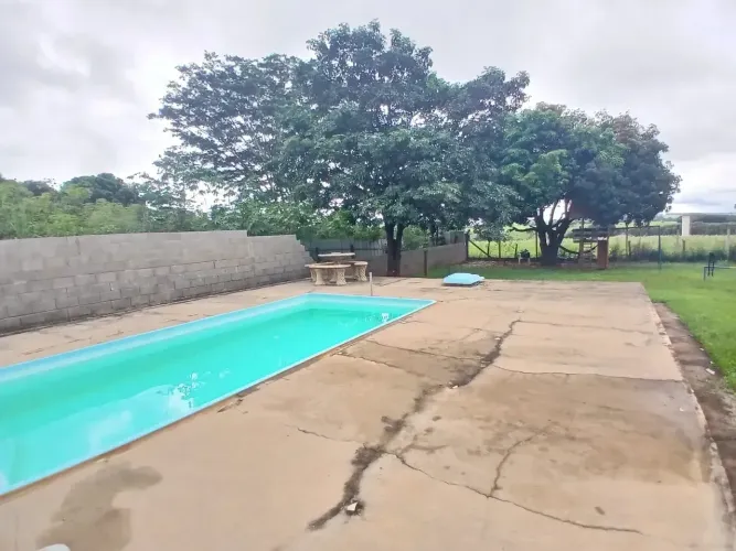 Alugo ou Vendo chácara 1260 mt2 Estãncia Primavera 300 mt2 construção com piscina