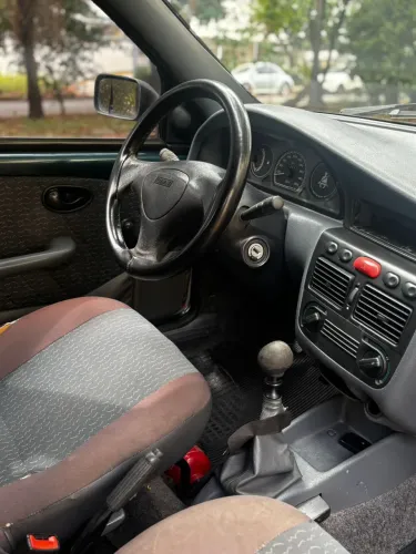 Fiat Palio Young 1.0 MPI 8V 2P (álcool) 2001