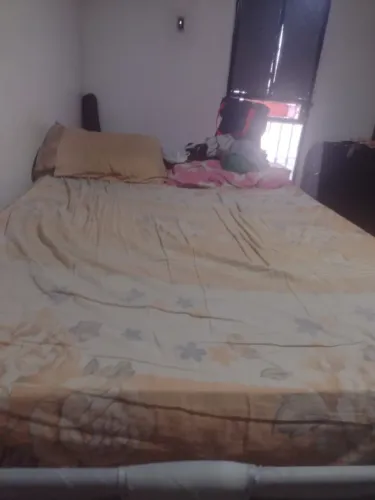 Cama de casal com colchão