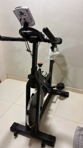 Vendo Bicicleta Ergométrica Odin PACE 2500