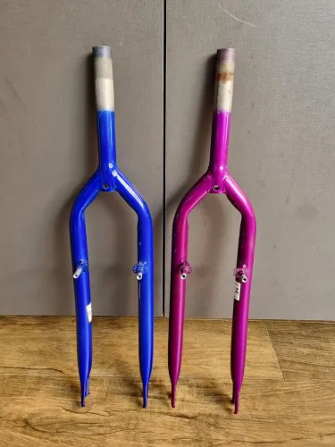 Vende se garfos de bicicleta