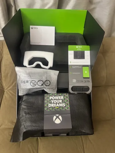 Xbox Séries X Caixa completo