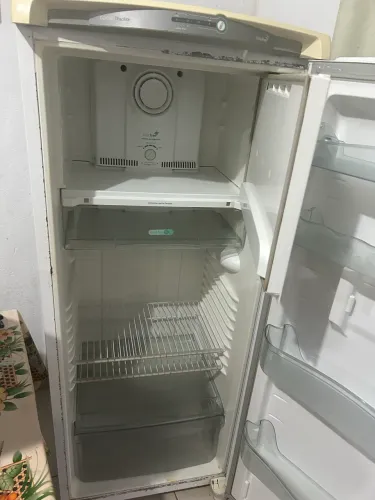 Geladeira cônsul