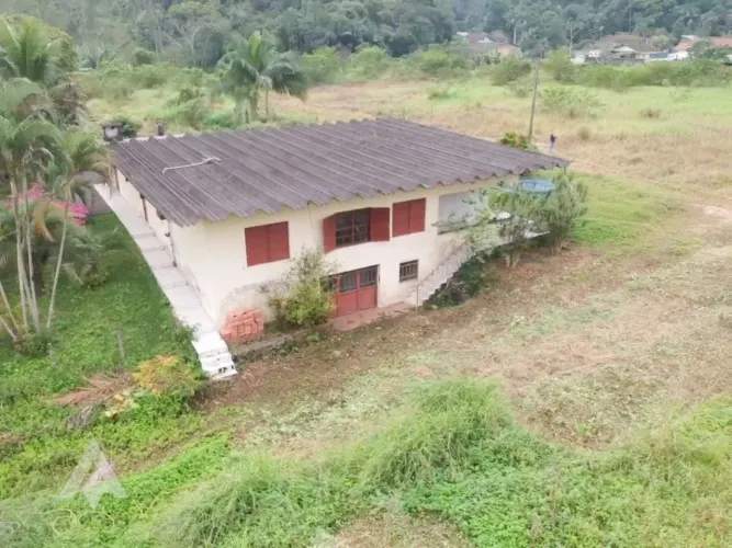 Casa residencial/comercial para locação por R$ 6.000,00 - Bairro Encano Norte - Indaial/SC
