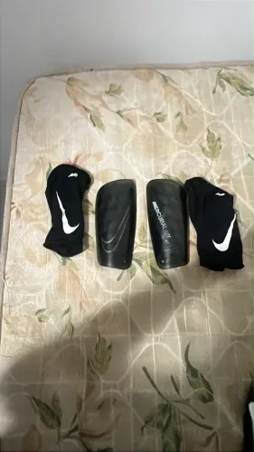 Vendo caneleira Nike original