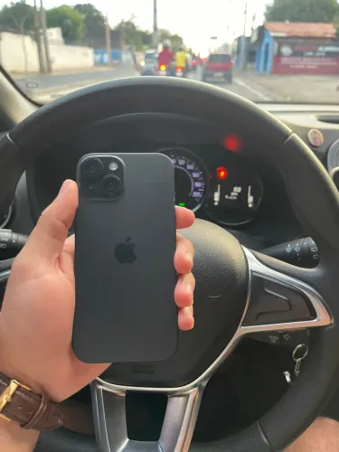 iPhone 15 128 g