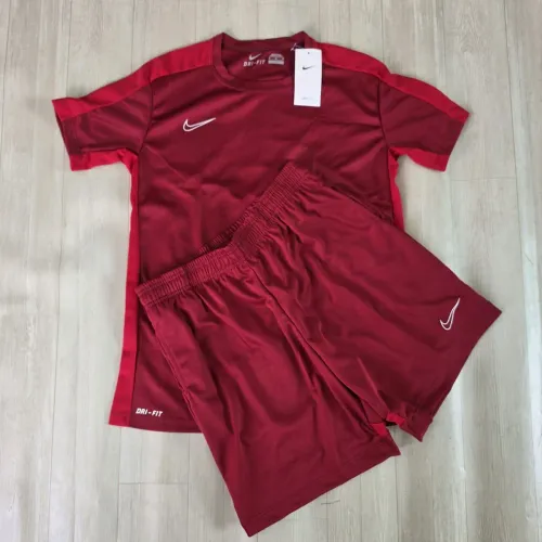 CONJUNTO DRY FIT Nike / Adidas <br> $ 48,00<br>M, G e Gg