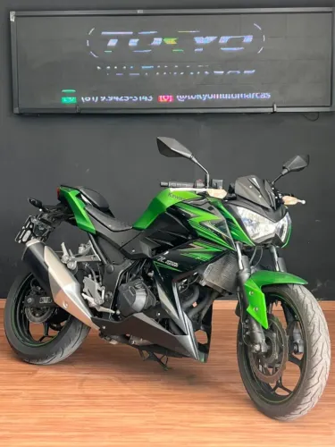 KAWASAKI Z300 VERDE 2016