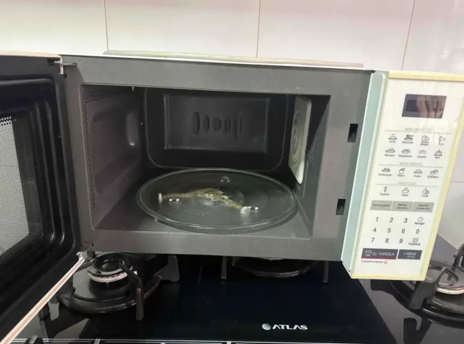 Microondas LG 200 pix ou 230 cartão