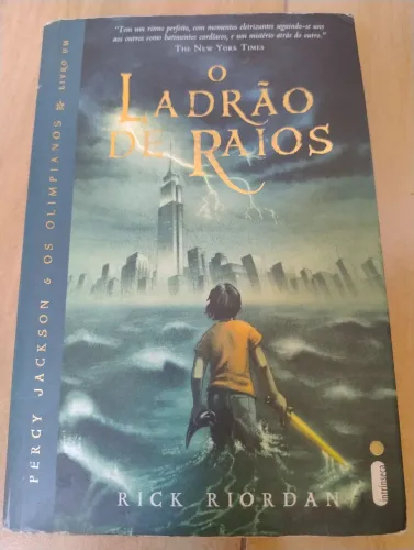 Livro Percy Jackson e os Olimpianos